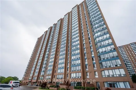 115 Hillcrest Avenue Mississauga ON L5B 3Y9