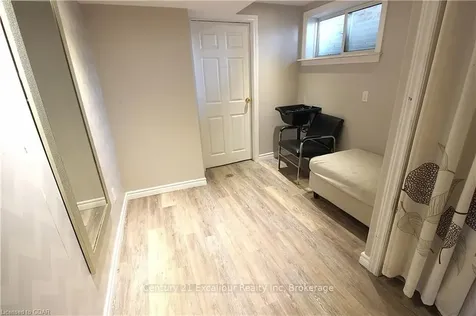 4 Cardwell Street Orangeville ON L9W 2V4