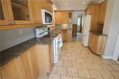 4 Cardwell Street Orangeville ON L9W 2V4