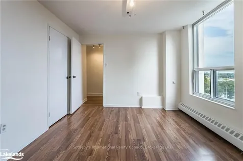 3120 Kirwin Avenue Mississauga ON L5A 3R2