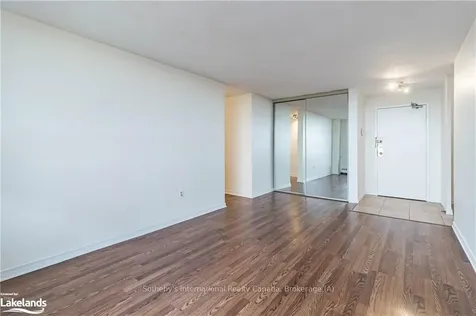 3120 Kirwin Avenue Mississauga ON L5A 3R2