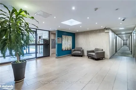 3120 Kirwin Avenue Mississauga ON L5A 3R2