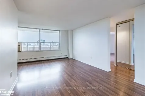 3120 Kirwin Avenue Mississauga ON L5A 3R2