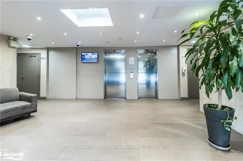 3120 Kirwin Avenue Mississauga ON L5A 3R2