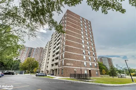 3120 Kirwin Avenue Mississauga ON L5A 3R2