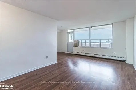 3120 Kirwin Avenue Mississauga ON L5A 3R2