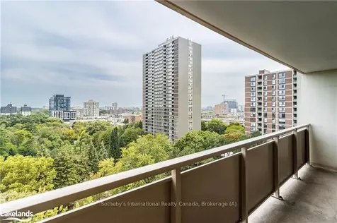 3120 Kirwin Avenue Mississauga ON L5A 3R2