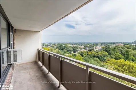 3120 Kirwin Avenue Mississauga ON L5A 3R2