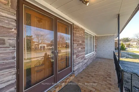 7368 Redstone Road Mississauga ON L4T 2A9