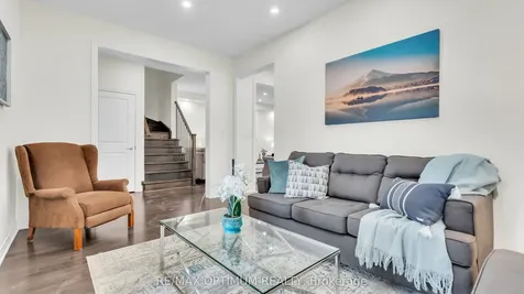 11 Neil Promenade Caledon ON L7C 4H6