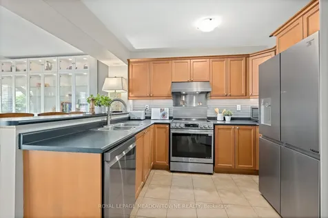 451 Zuest Crescent Milton ON L9T 8E7