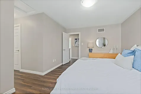 451 Zuest Crescent Milton ON L9T 8E7