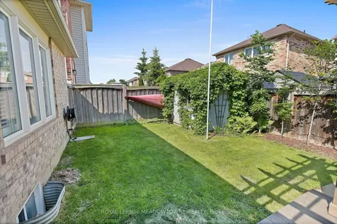 451 Zuest Crescent Milton ON L9T 8E7