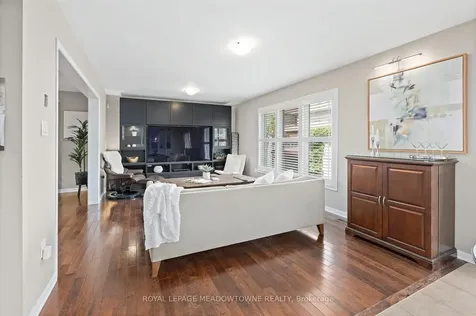 451 Zuest Crescent Milton ON L9T 8E7