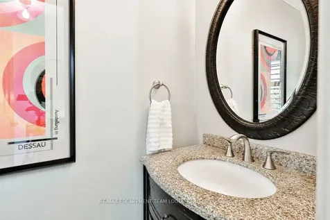 2266 Elmside Crescent Burlington ON L7L 6Y5