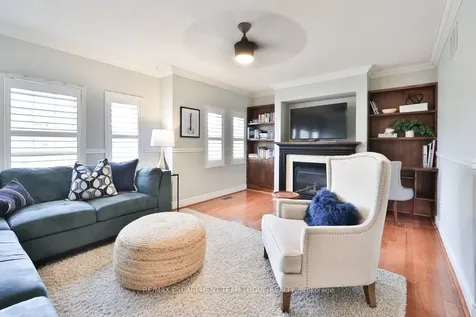 2266 Elmside Crescent Burlington ON L7L 6Y5