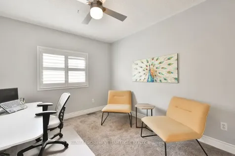 2266 Elmside Crescent Burlington ON L7L 6Y5