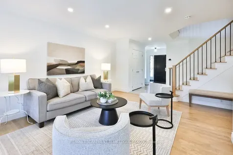 2266 Elmside Crescent Burlington ON L7L 6Y5