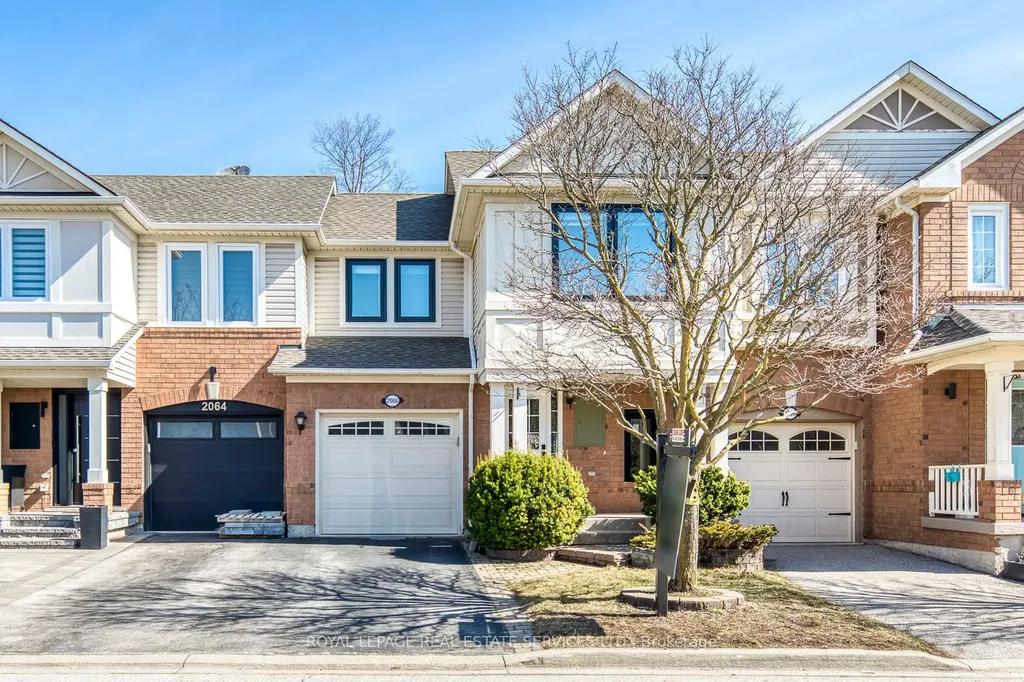 2066 Broadleaf Crescent Burlington ON L7L 6S4