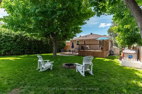 9 Prince Charles Drive Halton Hills ON L7G 3T8