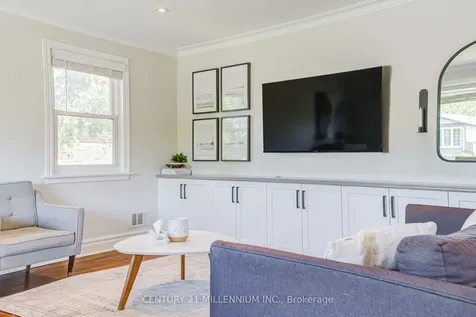 9 Prince Charles Drive Halton Hills ON L7G 3T8