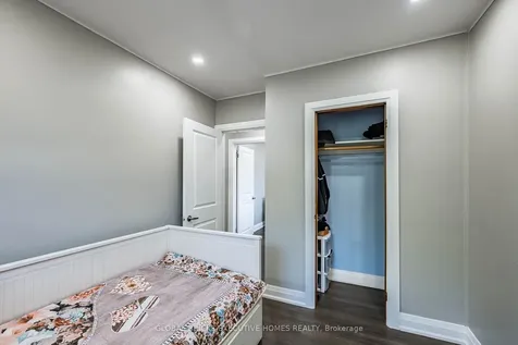 1274 Redbank Crescent Oakville ON L6H 1Y5
