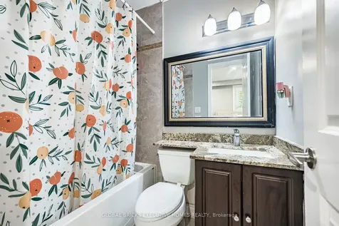 1274 Redbank Crescent Oakville ON L6H 1Y5