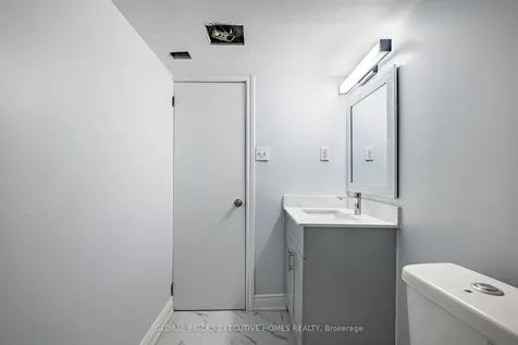 1274 Redbank Crescent Oakville ON L6H 1Y5