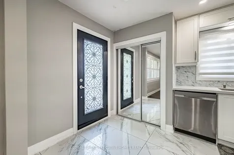 1274 Redbank Crescent Oakville ON L6H 1Y5