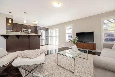 963 Mctrach Crescent Milton ON L9T 7B9
