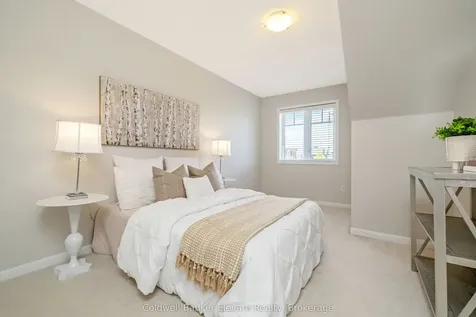 963 Mctrach Crescent Milton ON L9T 7B9
