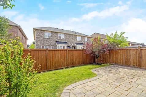 963 Mctrach Crescent Milton ON L9T 7B9