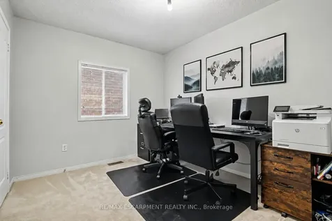 5372 Cachet Crescent Burlington ON L7L 7N6