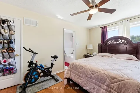 18 Needlewood Lane Brampton ON L6R 2N2