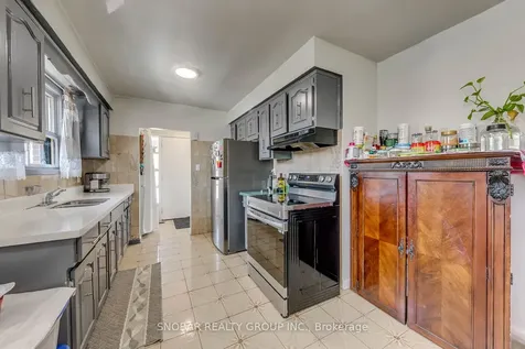 163 Gracedale Boulevard Toronto ON M9L 2C2