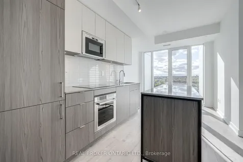 220 Missinnihe Way Mississauga ON L5H 0A9