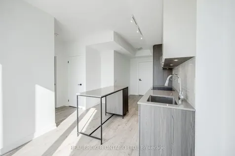 220 Missinnihe Way Mississauga ON L5H 0A9