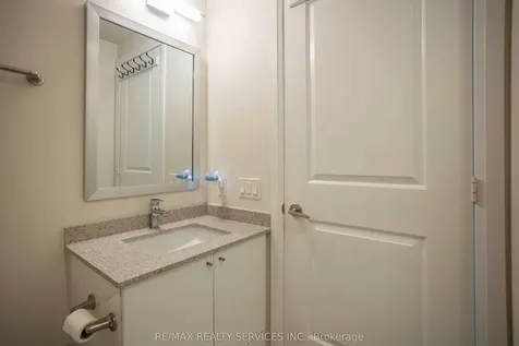 35 Watergarden Drive W Mississauga ON L5R 0G8
