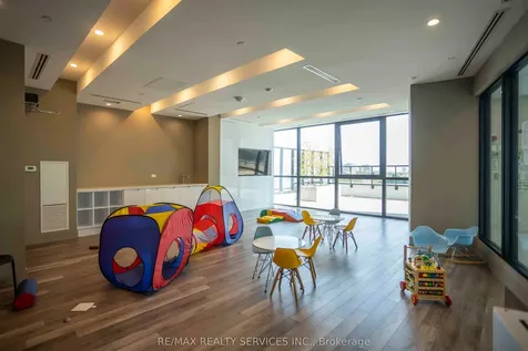 35 Watergarden Drive W Mississauga ON L5R 0G8
