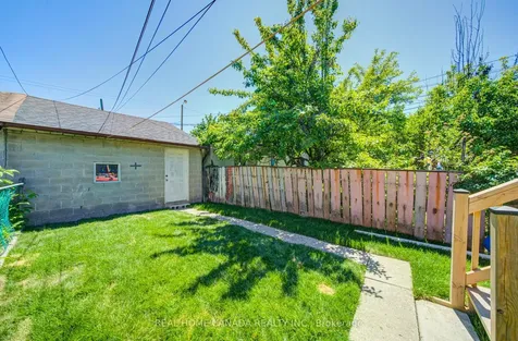 1145 Dufferin Street Toronto ON M6H 4B7
