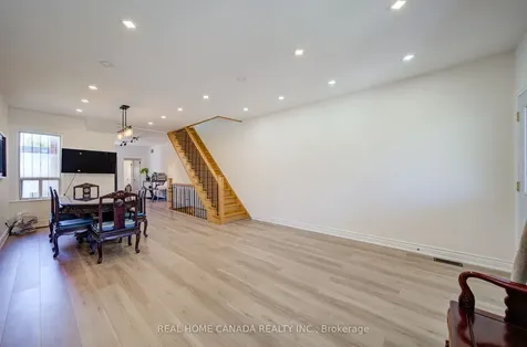 1145 Dufferin Street Toronto ON M6H 4B7