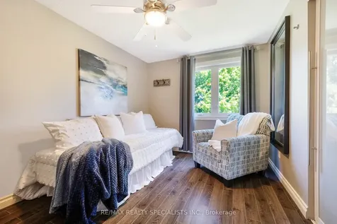 6181 Miller's Grove Mississauga ON L5N 3C6