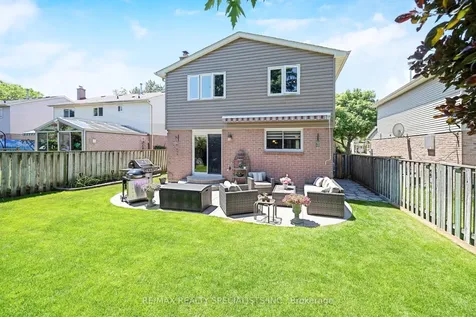 6181 Miller's Grove Mississauga ON L5N 3C6