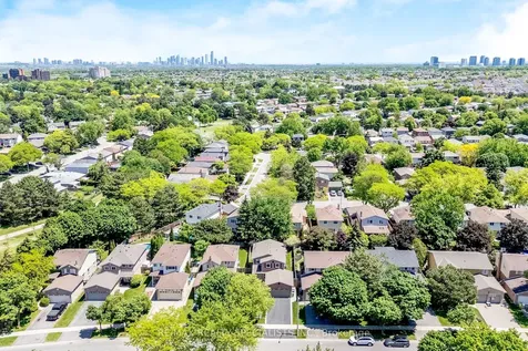 6181 Miller's Grove Mississauga ON L5N 3C6