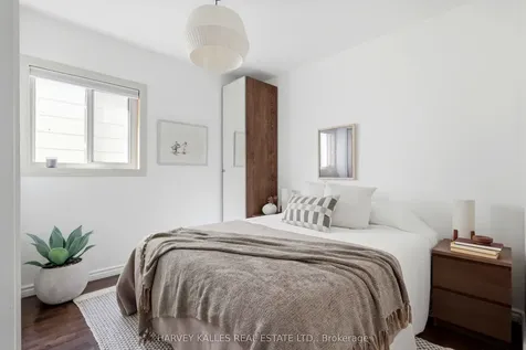96 Ennerdale Road Toronto ON M6E 4C6