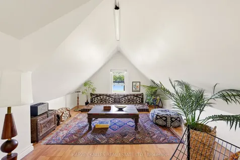 96 Ennerdale Road Toronto ON M6E 4C6