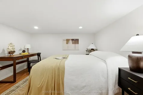 96 Ennerdale Road Toronto ON M6E 4C6