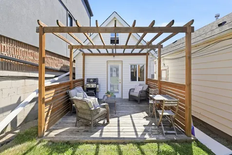 96 Ennerdale Road Toronto ON M6E 4C6