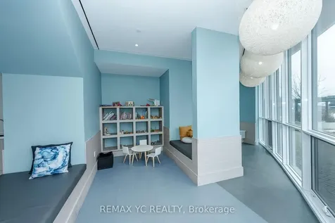 30 Gibbs Road Toronto ON M9B 0E4