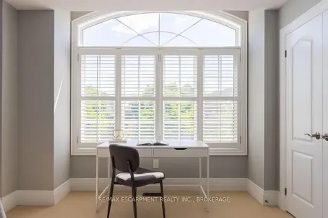 2291 North Ridge Trail Oakville ON L6H 0C4